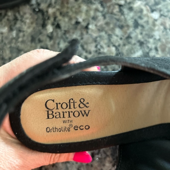 CROFT & BARROW Black Faux Suede Sandals - Picture 5 of 5